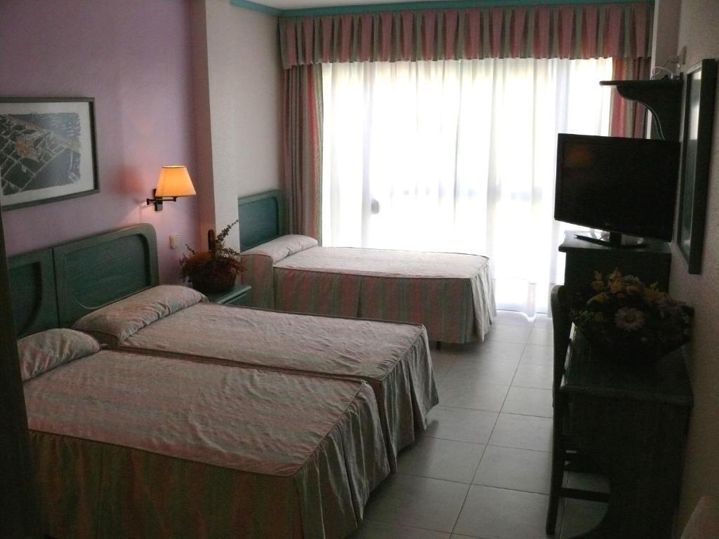 Hotel Torre Cristina Noja Chambre photo