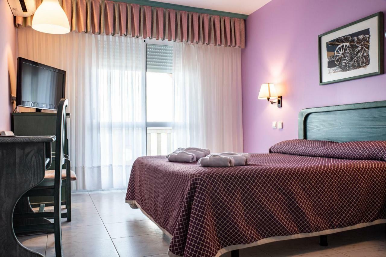 Hotel Torre Cristina Noja Extérieur photo